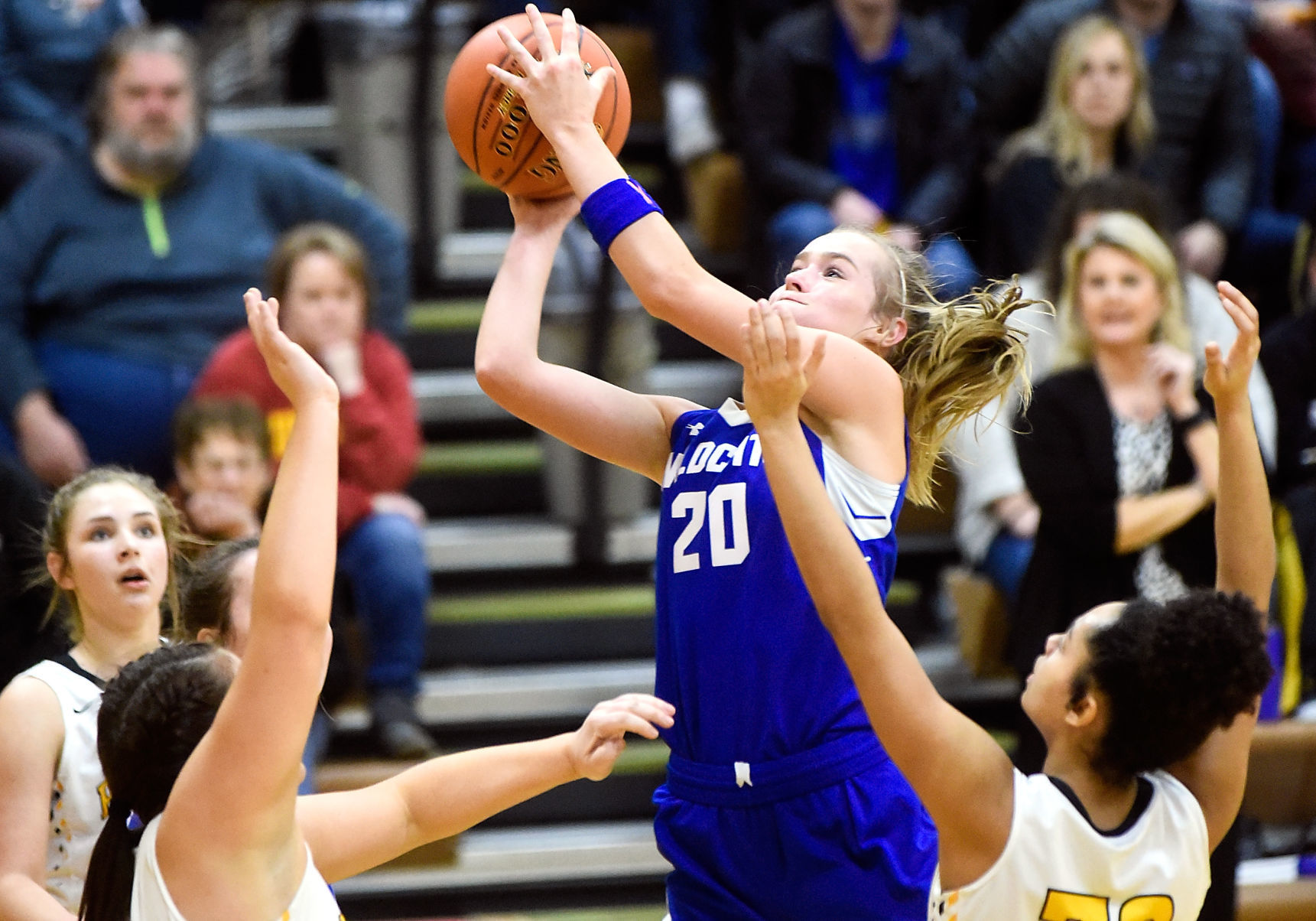 Basketball Woodbury Central at Kingsley-Pierson